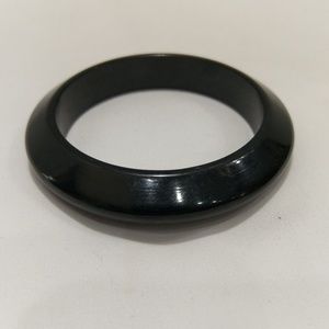 Vintage Black Bakelite bangle bracelet